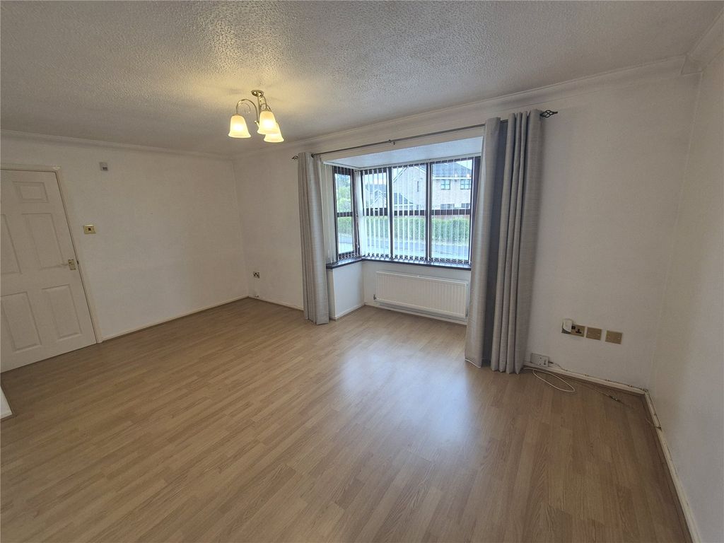 Property photo 3 of 12 Picture No. 25