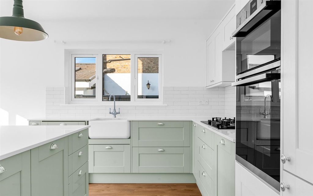 Property photo 3 of 20 Internal-8.Jpg