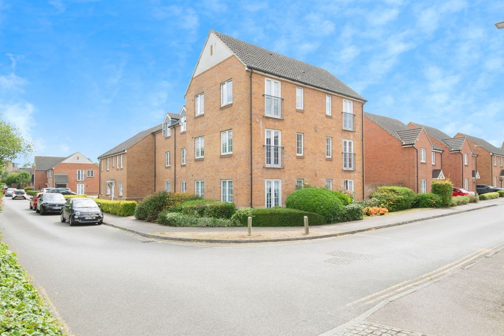 Property photo 2 of 17