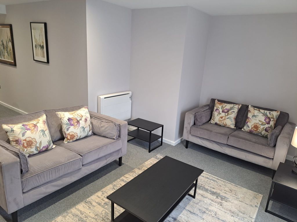 Property photo 2 of 15 Lounge2