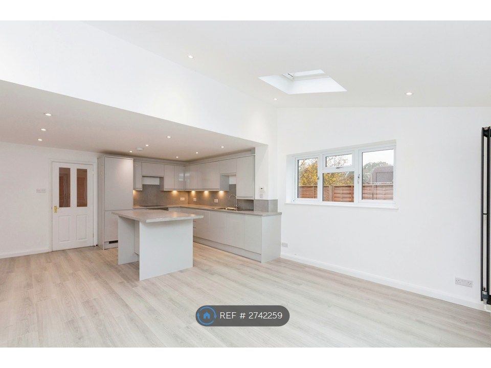 Property photo 3 of 17 Open Plan Kitchen