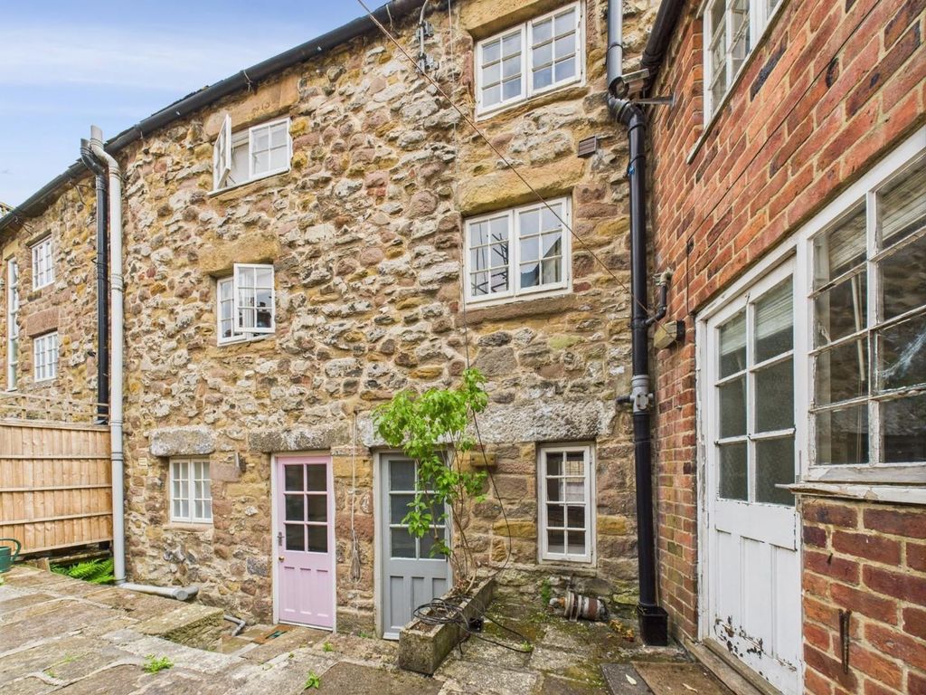 Property photo 1 of 19 Cam05513G0-Pr0008-Still019.Jpg