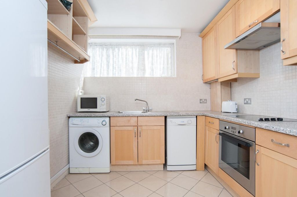 Property photo 2 of 7