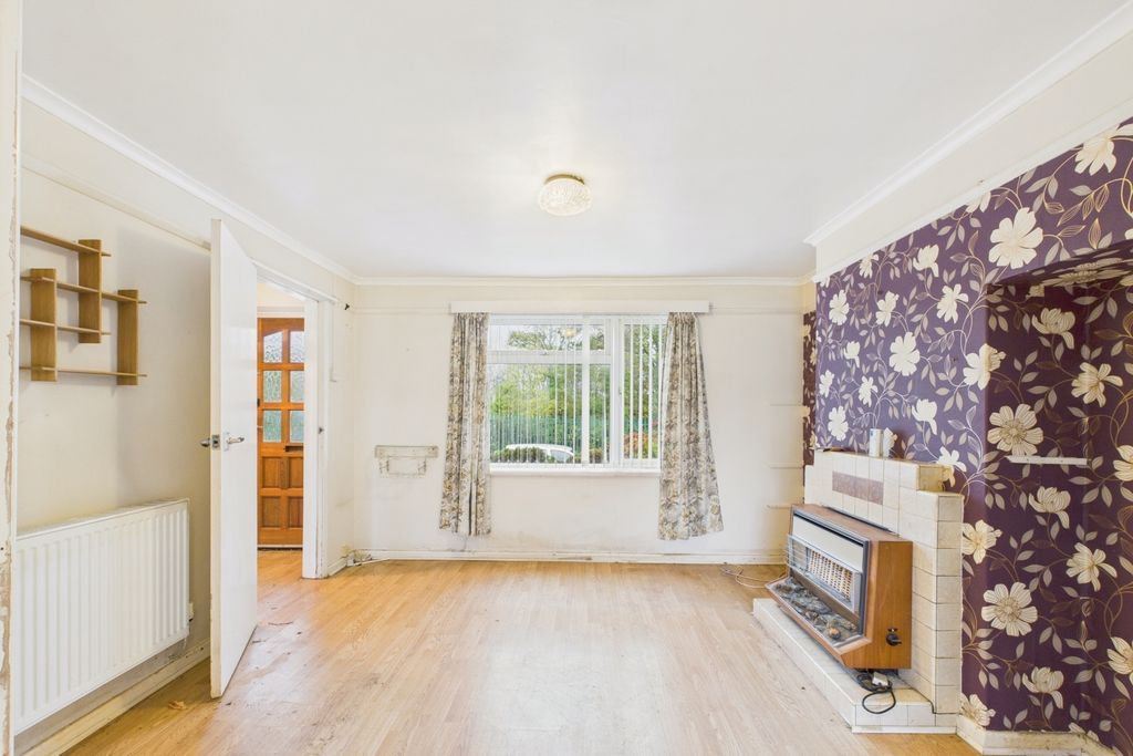 Property photo 3 of 18 Picture No. 02