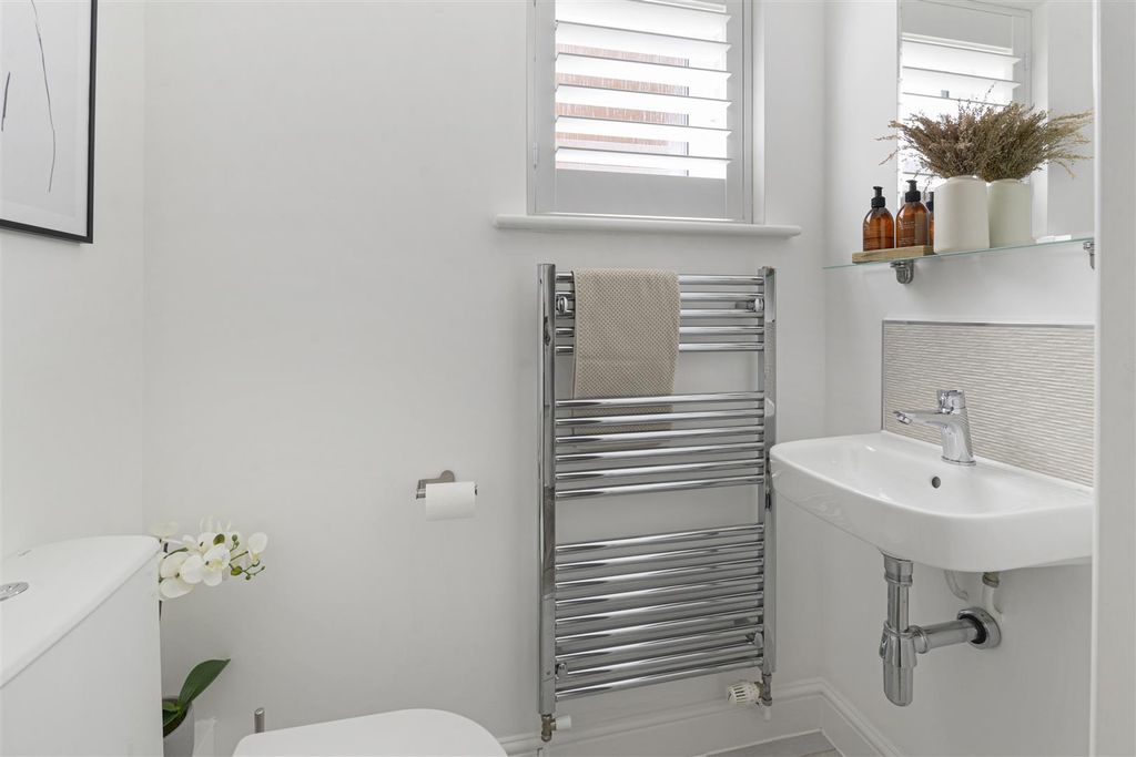 Property photo 3 of 27 4Edington03.Jpg