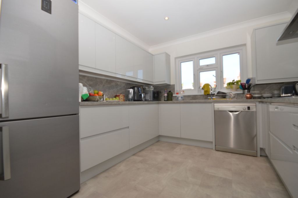 Property photo 2 of 8 Gallery