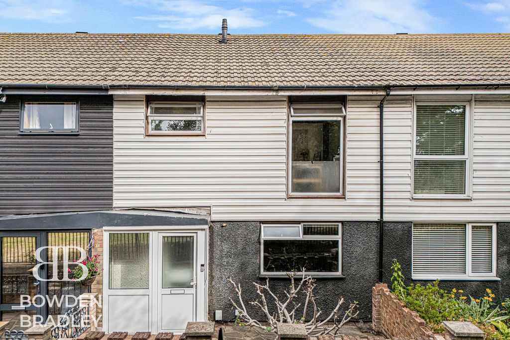Property photo 1 of 23