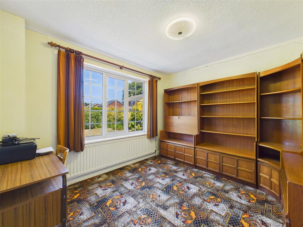 Property photo 3 of 22 Study