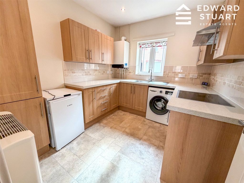 Property photo 2 of 12 Picture No. 26