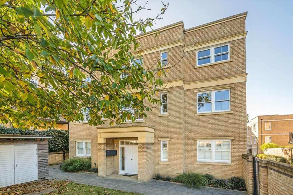 Property photo 1 of 7