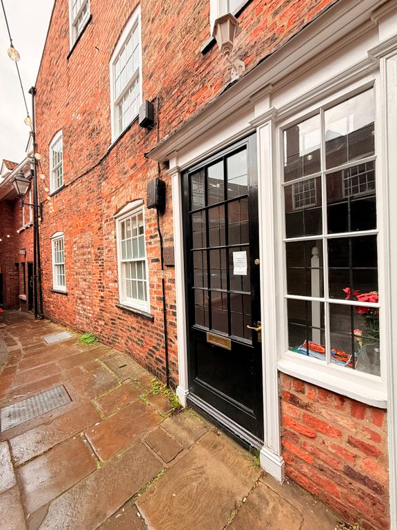 Property photo 1 of 8 Image