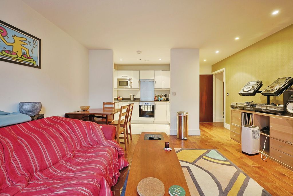 Property photo 2 of 15 Open Plan Living