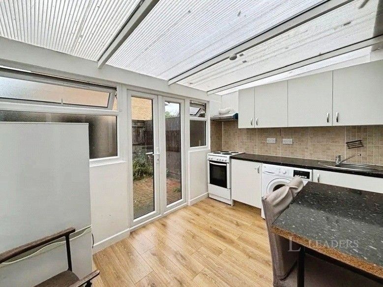 Property photo 1 of 6 Pbox-Img.Jpg