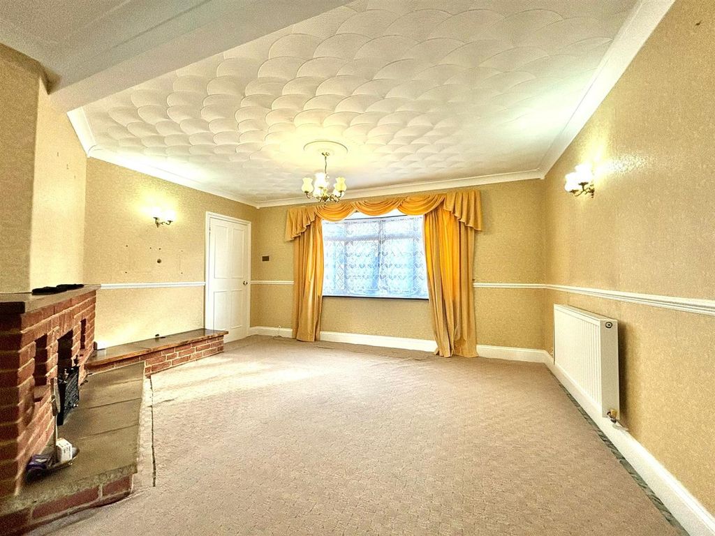 Property photo 2 of 16 Lounge Shot 3.Jpeg