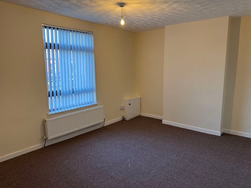 Property photo 3 of 10 Photo 3