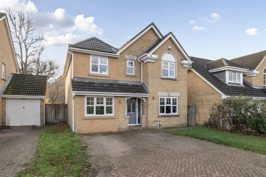 Property photo 1 of 20 Front