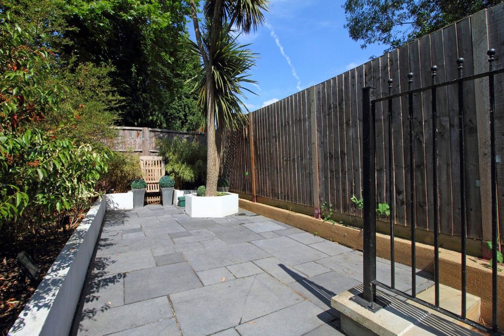 Property photo 2 of 15