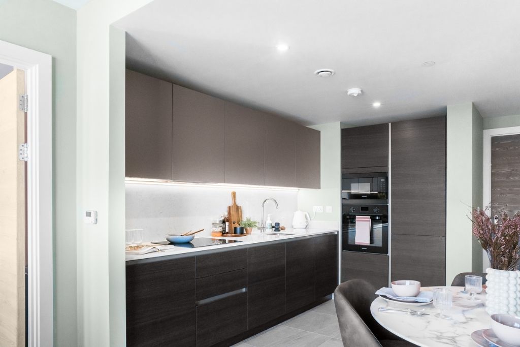 Property photo 3 of 21