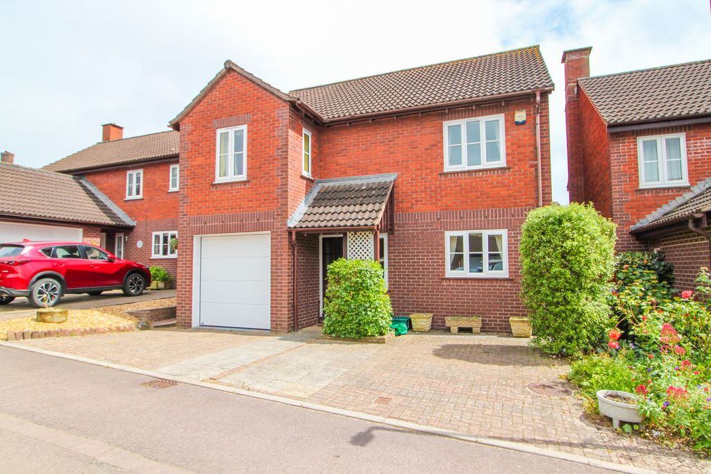 Property photo 1 of 29