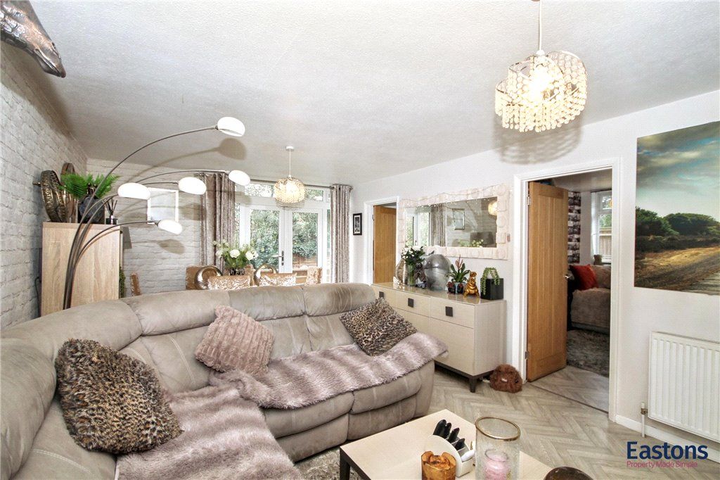 Property photo 3 of 21 Picture No. 11