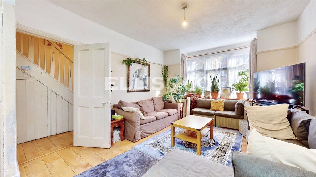 Property photo 2 of 11 Picture No. 21