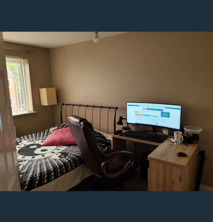 Property photo 1 of 2