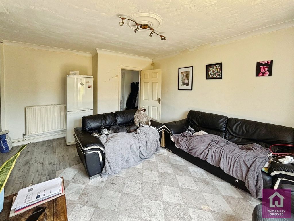 Property photo 3 of 10 Picture No. 03