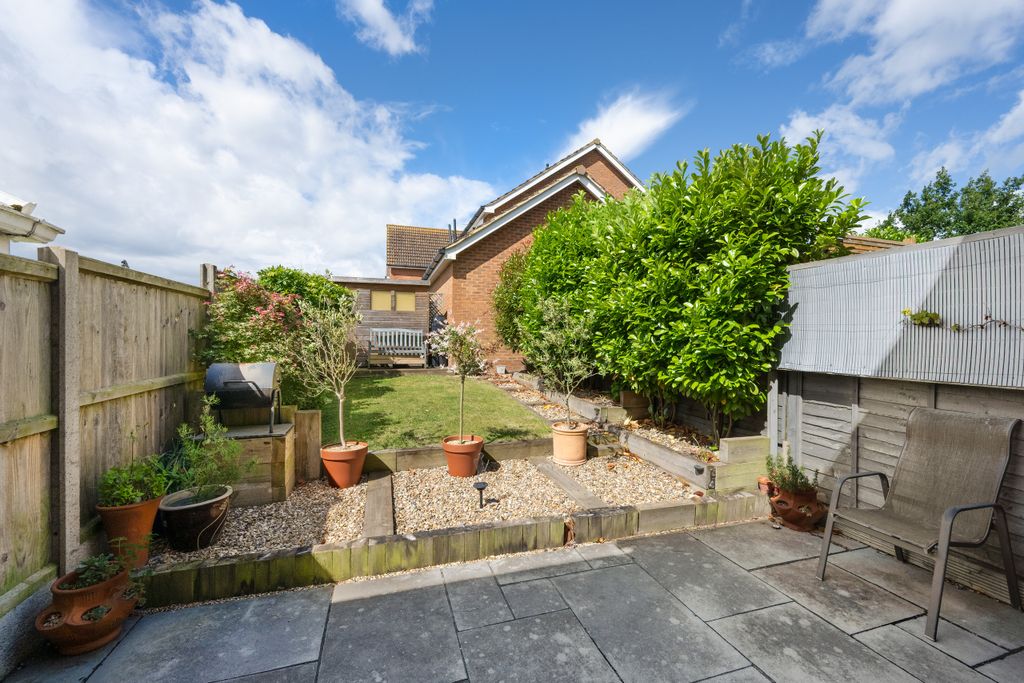 Property photo 2 of 18 Rear Garden