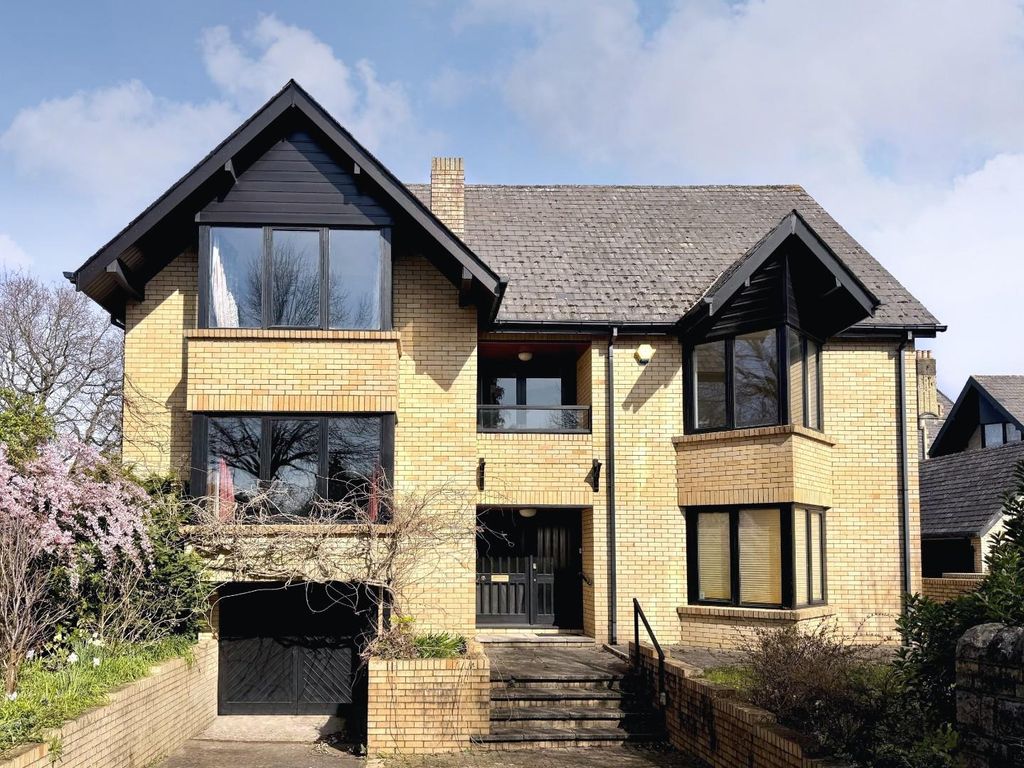 Property photo 1 of 29 Front