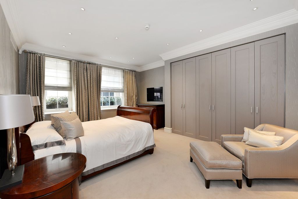Additional image 10 of 4 bed flat to rentUpper Grosvenor Street, Westminster, London W1K