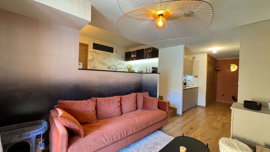 Property photo 2 of 11 Courchevel Apartment