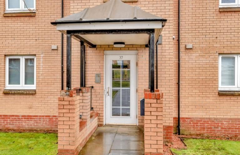 Property photo 3 of 16