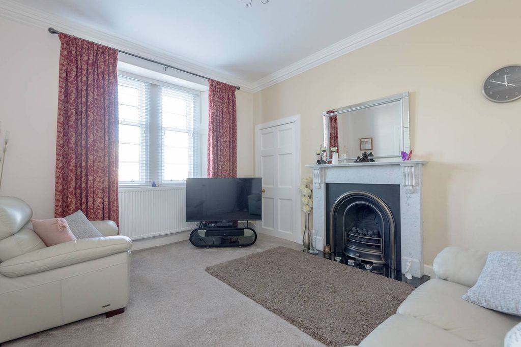 Property photo 2 of 18 Property Image 2