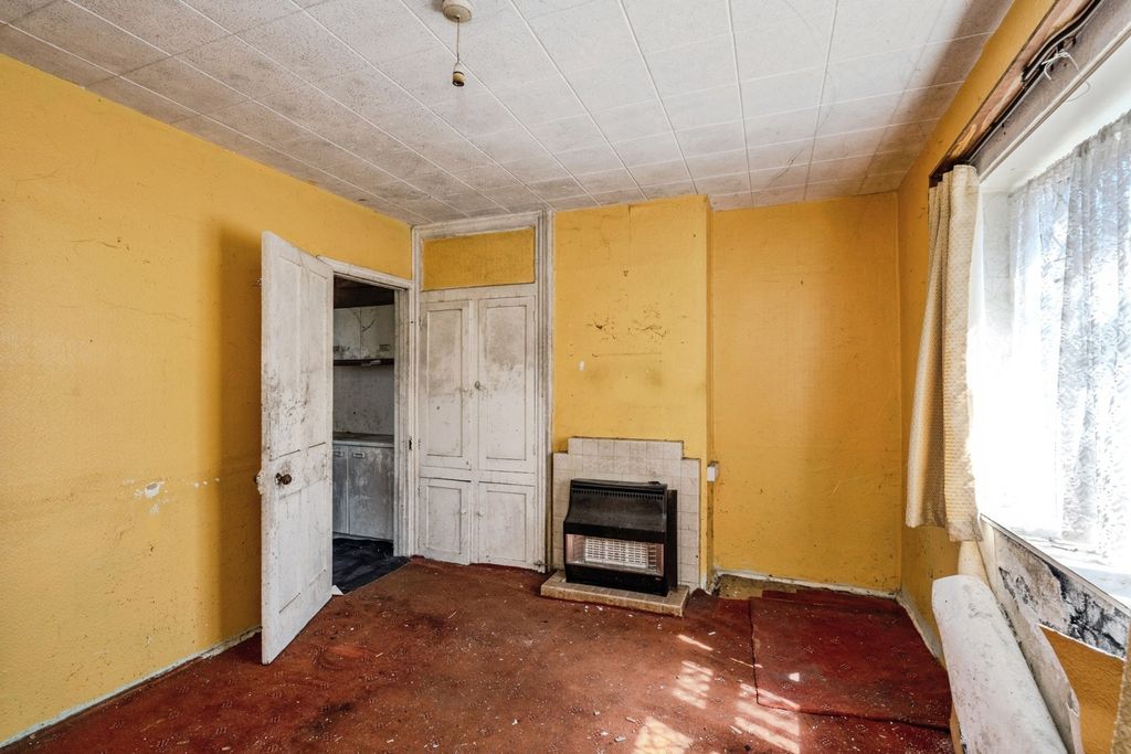 Property photo 3 of 20 Pbox-Img.Jpg