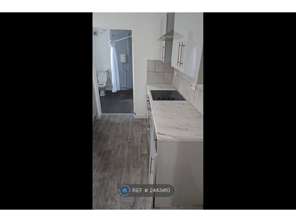 Property photo 2 of 3
