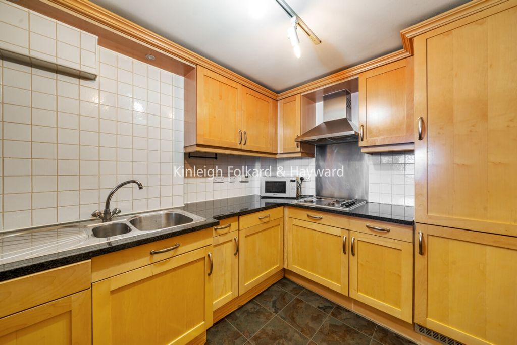 Property photo 2 of 7 6119E5Ca-8E30-4c3A-B