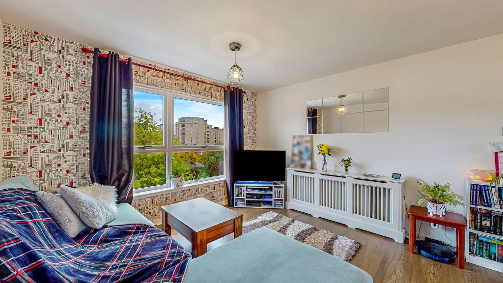 Property photo 3 of 22 44-Web-Or-Mls-26-Print-15 Moir Street Flat 3.1_16