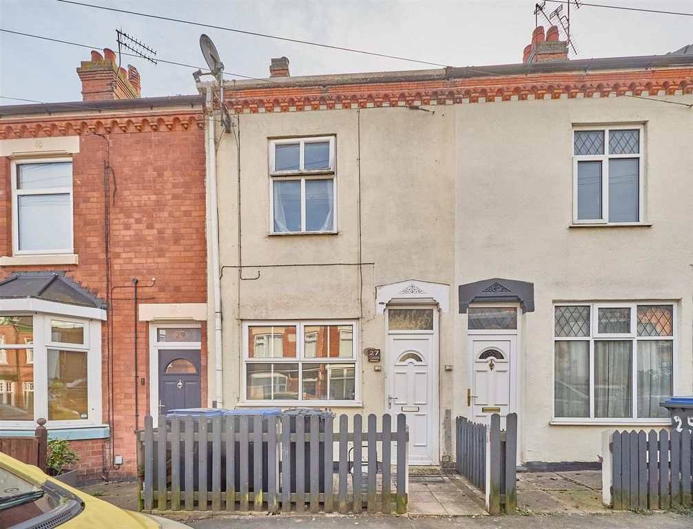 Property photo 1 of 11 Queens Road Hinckley 12.Jpg