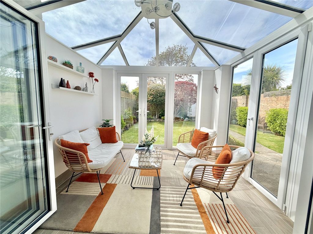Property photo 3 of 15 Picture No. 04