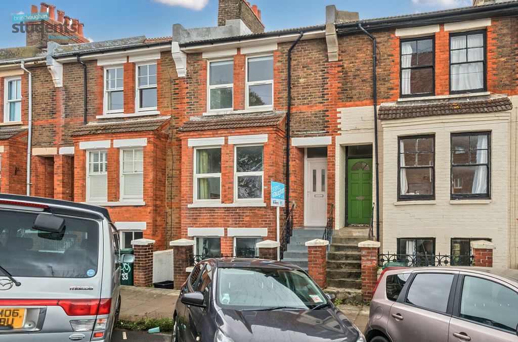 Property photo 1 of 11 Eda69704-1105-442...