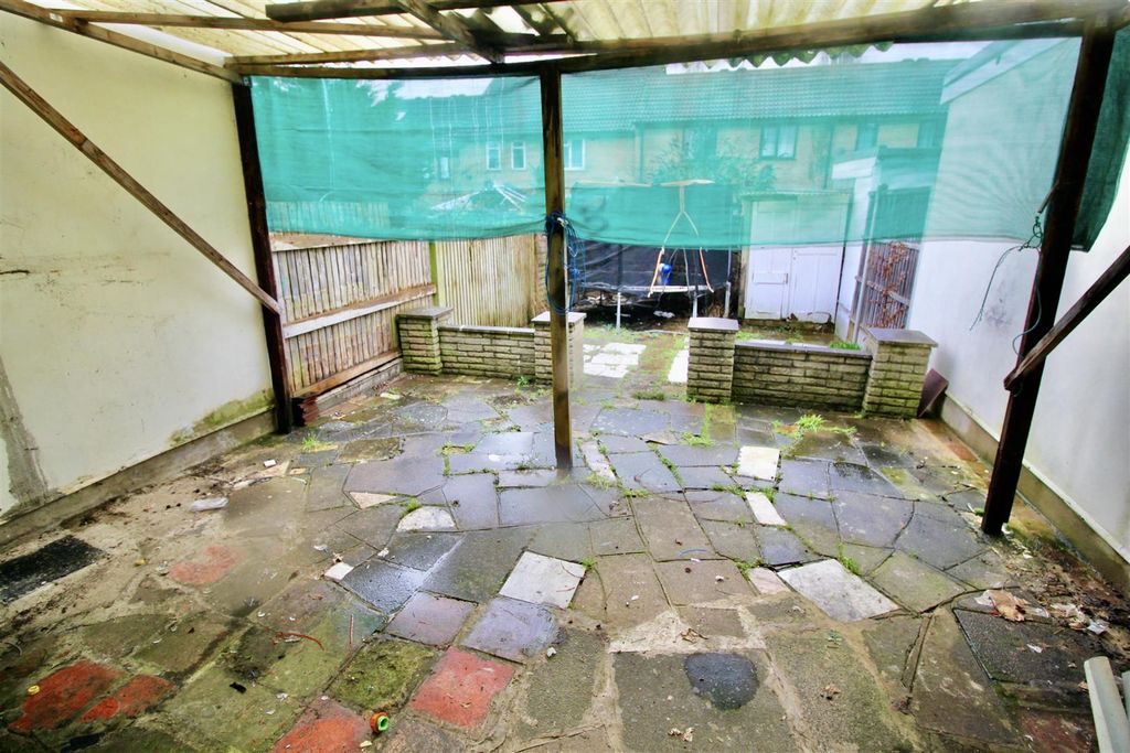 Additional image 8 of 3 bed terraced house for saleWarren Drive, Greenford UB6