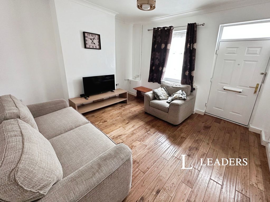 Property photo 2 of 11 Pbox-Img.Jpg
