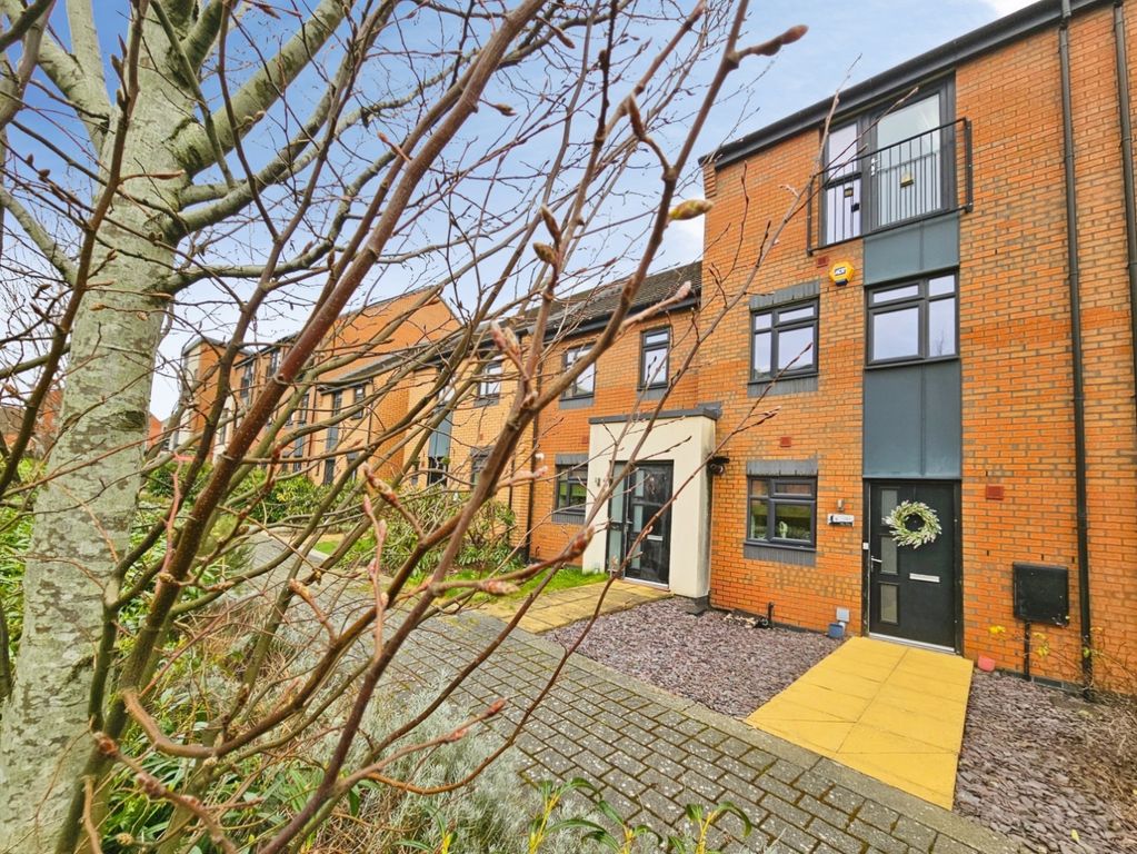 Property photo 2 of 41 Pbox-Img.Jpg