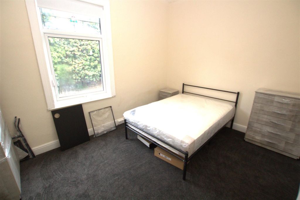 Property photo 3 of 9 Room 3 .Jpg