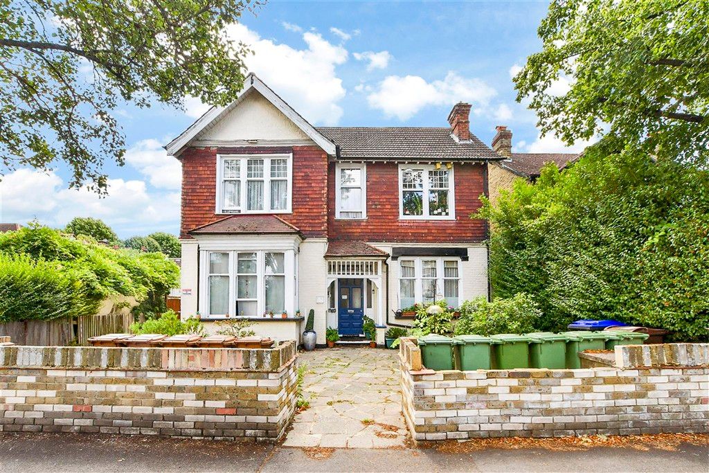 Property photo 3 of 9 External (Web)