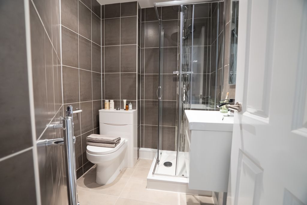 Property photo 2 of 11