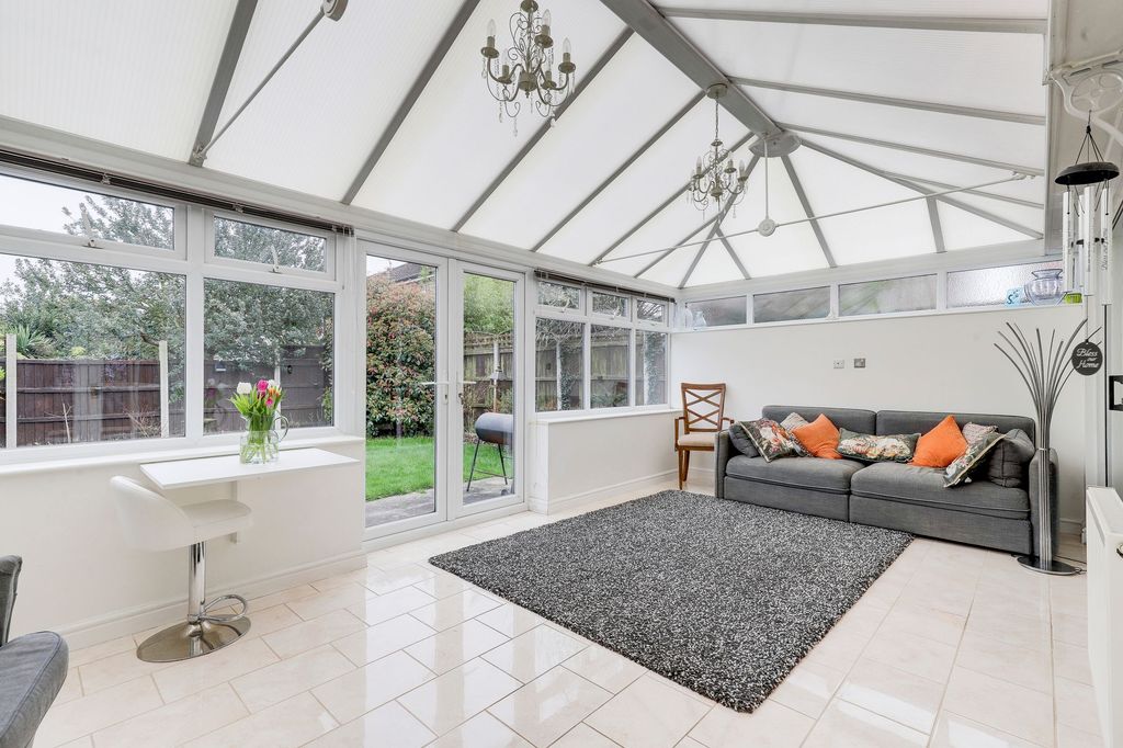 Property photo 3 of 30