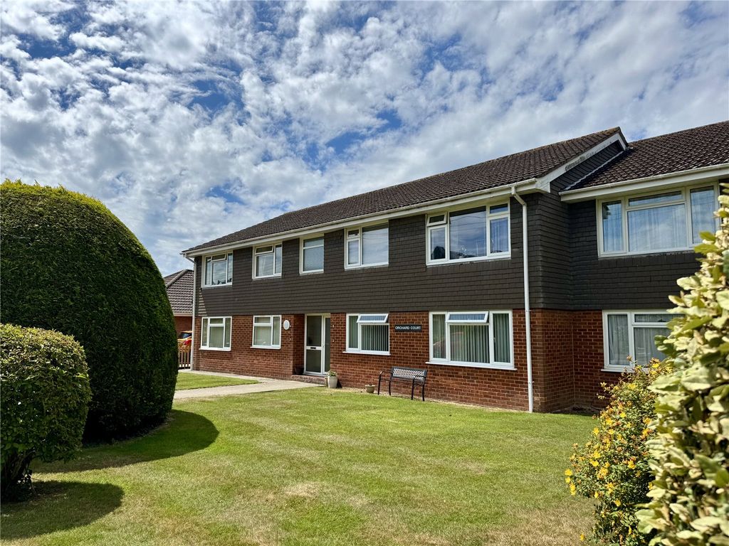Property photo 1 of 10 Picture No. 01