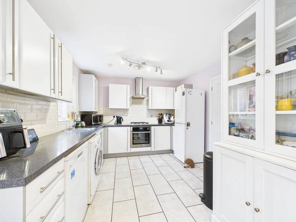 Property photo 2 of 12 Picture No. 04