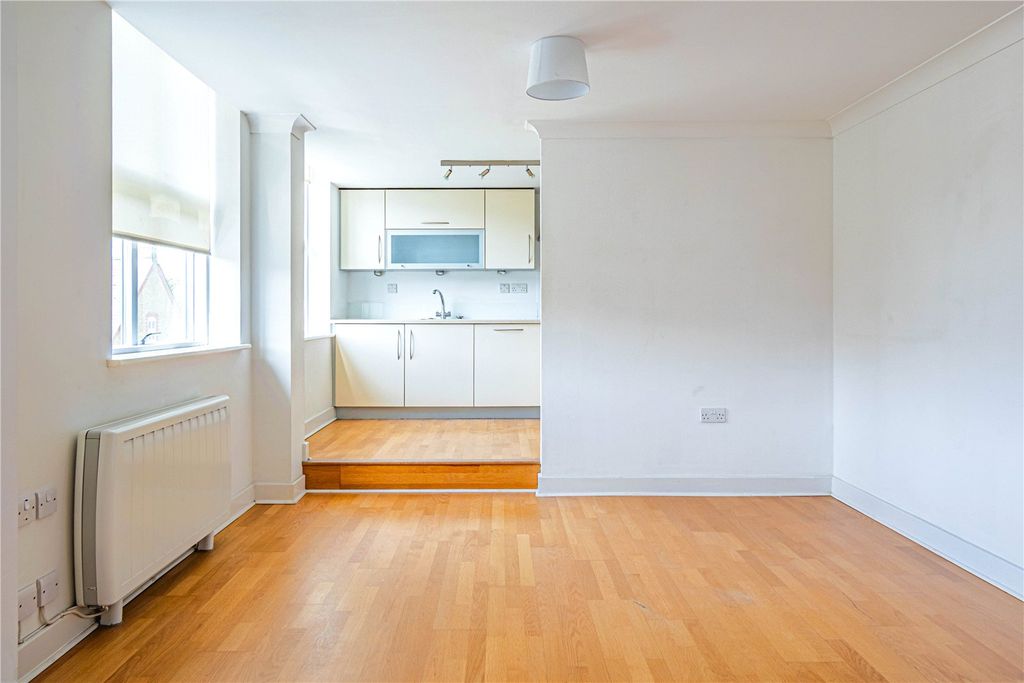 Property photo 2 of 10 Picture No. 22